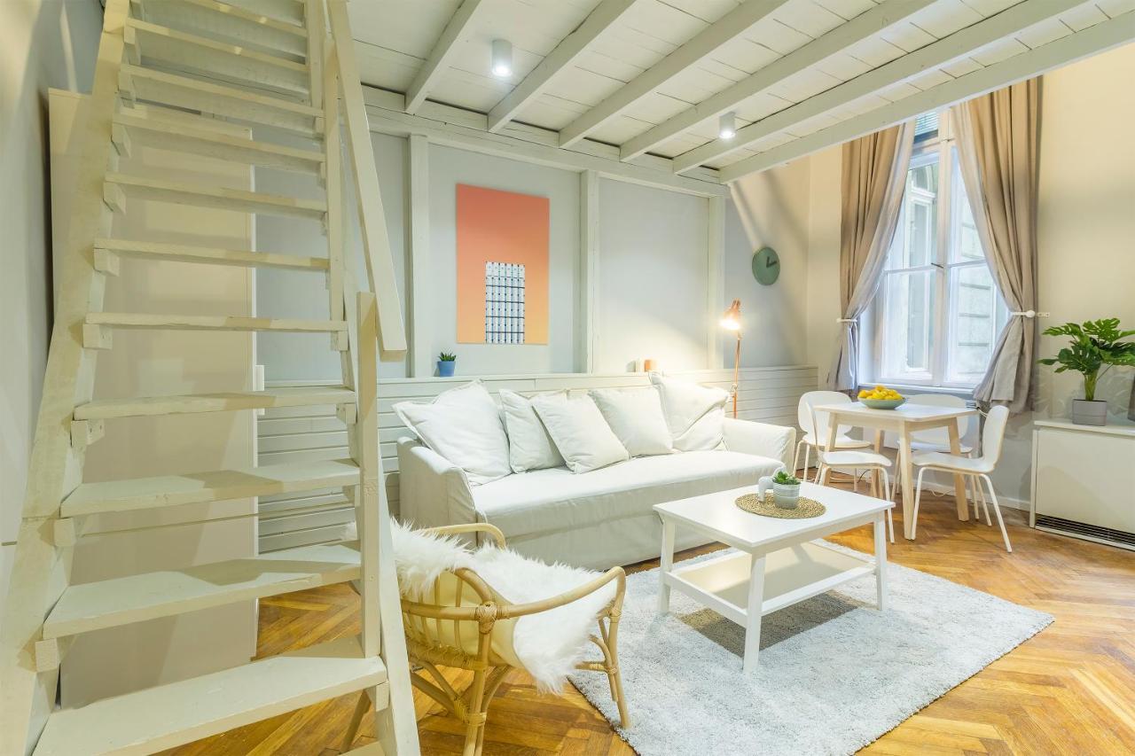 King93 Apartment In Central Budapest. エクステリア 写真