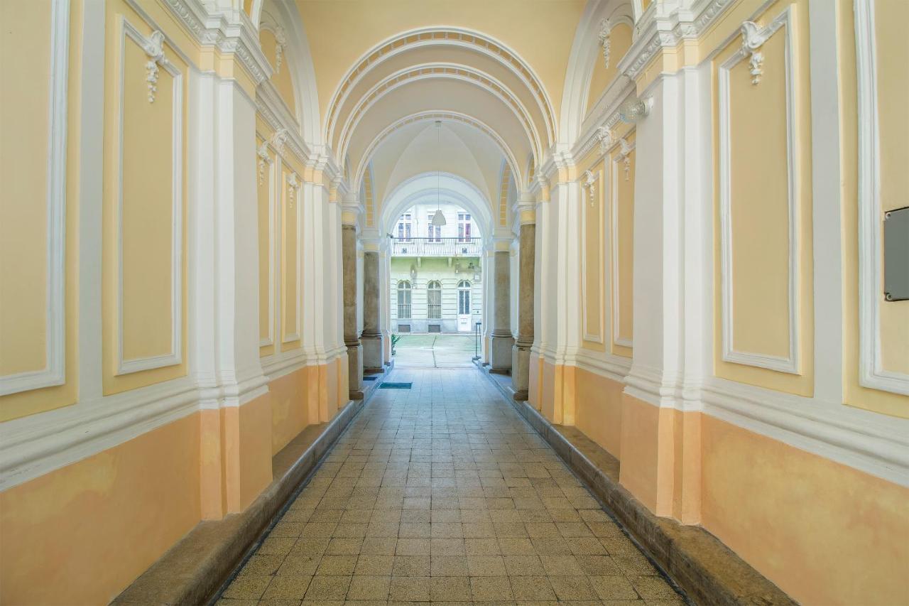 King93 Apartment In Central Budapest. エクステリア 写真